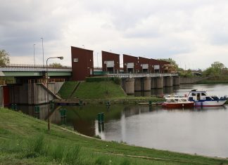 W rejonie stopnia wodnego Dąbie w Krakowie odnaleziono ludzkie zwłoki.