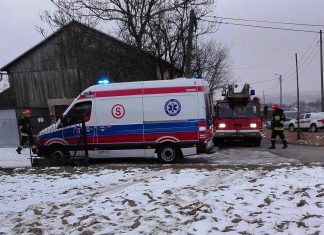 Dwie osoby ranne w wyniku pożaru w budynku mieszkalnym. FOTO!