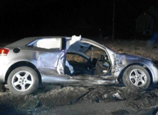 Trzy zdarzenia drogowe w bliskiej odległości. Strażacy wykonali dostęp do jednej z poszkodowanych. FOTO!