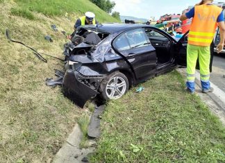 Wypadek na 395km A4. Dwie osoby zostały poszkodowane. ZDJĘCIA!