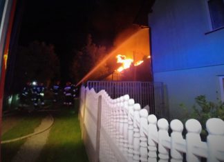 Pożar starej stolarni w Jawiszowicach. ZDJĘCIA!