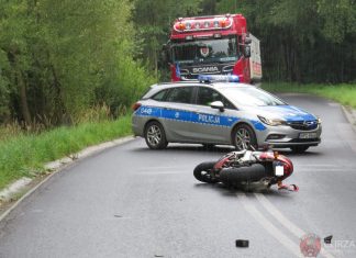 Wypadek z udziałem motocyklisty w Alwerni. W akcji śmigłowiec LPR.