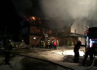 Duży pożar pensjonatu w Krzyżówce FOTO