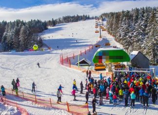 Tragiczny wypadek na stoku w Krynicy-Zdrój. Nie żyje mężczyzna będący pracownikiem stacji narciarskiej.