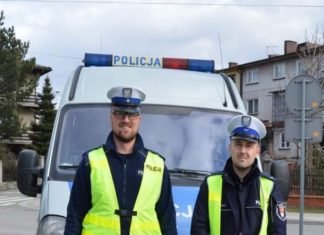 Policjanci nowotarskiej drogówki pilotowali do szpitala samochód z ciężko chorą kobietą.