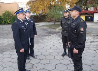 Zmiany kadrowe Dowództwa Jednostki Ratowniczo Gaśniczej nr 2 w Krakowie – ZDJĘCIA!