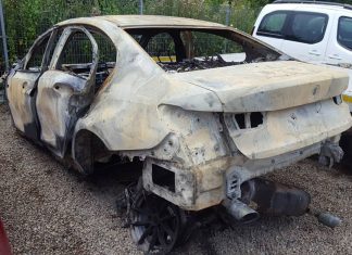 Wypożyczone przez oszusta BMW o wartości bliskiej 150 tys. zł. spłonęło. Podejrzany w tej sprawie trafił do aresztu