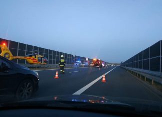 Wypadek na autostradzie. W akcji śmigłowiec LPR Ratownik 6