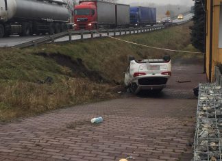 Zderzenie trzech pojazdów na DW 780 w powiecie oświęcimskim. ZDJĘCIA