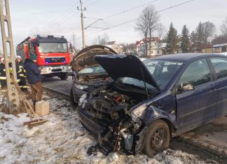 Zderzenie dwóch pojazdów na DW-958 w Chabówce – ZDJĘCIA!