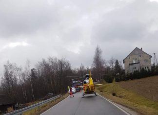 Kierujący stracił panowanie nad pojazdem i wypadł z drogi, LPR w akcji ZDJĘCIA