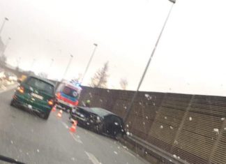 Utrudnienia na DK-94 w Wojniczu po zderzeniu dwóch samochodów