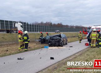 Poważny wypadek na drodze serwisowej przy A4. W akcji śmigłowiec LPR – ZDJĘCIA!