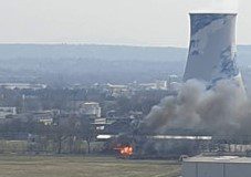 Duży pożar w Krakowie. Kłęby dymu widoczne z kilku kilometrów