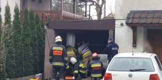 Mężczyzna przygnieciony przez samochód – ZDJĘCIA!