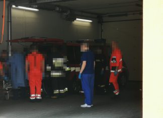 W powiecie oświęcimskim służby stanęły na wysokości zadania. Nietypowy transport poszkodowanego do szpitala! ZDJĘCIA, FILM
