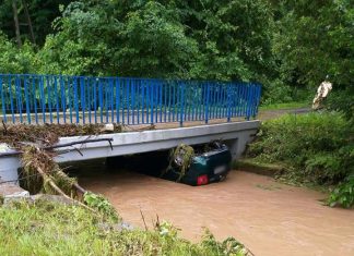 Niebezpieczne burze nad małopolską. Setki interwencji strażaków