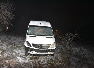 Pościg z Katowic do Wolbromia, współpraca Policji z dwóch województw. ZDJĘCIA