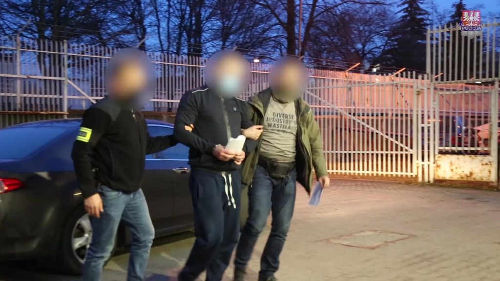 Policjanci Zatrzymali Sprawców Napadu Na Jubilera W Niepołomicach Film 112malopolskapl 4991