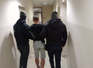 Krakowscy kryminalni zatrzymali sprawcę napadu na placówkę finansową