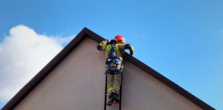 Ponad 500 interwencji strażaków z Małopolski w związku z usuwaniem skutków silnego wiatru