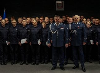 Uroczyste ślubowanie nowo przyjętych policjantów