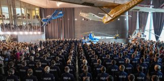 Ślubowanie nowo przyjętych policjantów