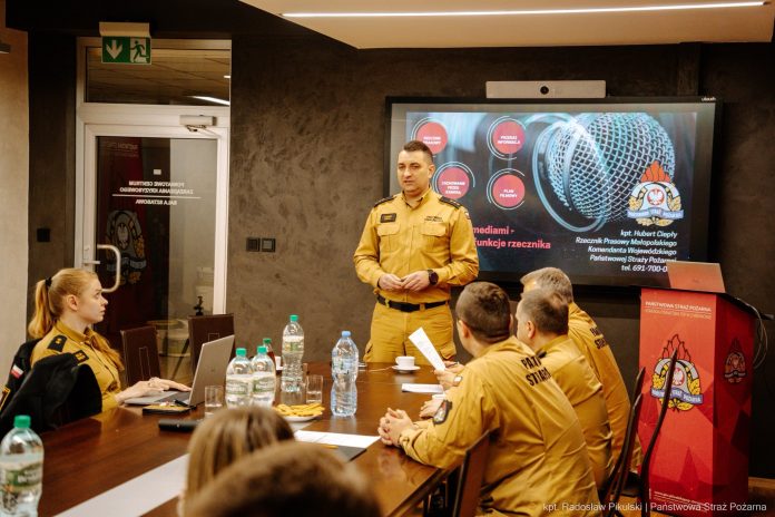 100c5767-9db5-4bd2-8809-41e915031fcb