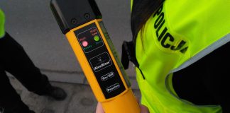 Miała blisko 1,5 promila i „opiekowała się” dzieckiem. Wzorowa postawa obywatelska zapobiegła tragedii