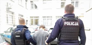 Policjanci zatrzymali 16-latka i 17-latka odpowiedzialnych za rozboje